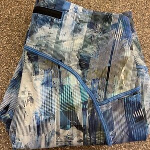 Lululemon high rise fast and free leggings size 8!